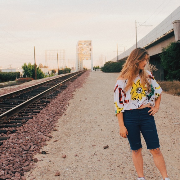 80's Pattern Sheer Top 🌻 - Picture 2 of 4
